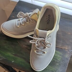 Ecco Light Gray Sneakers with Yellow Highlights